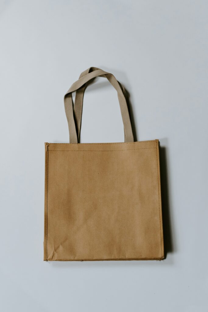 Reusable non-woven shopping bag